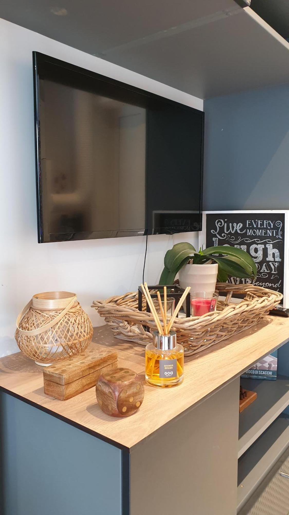 Gary Suite - Studio Cosy, Spa Et Jardin Privatif A 4 Min De Cambrai Awoingt Exteriör bild