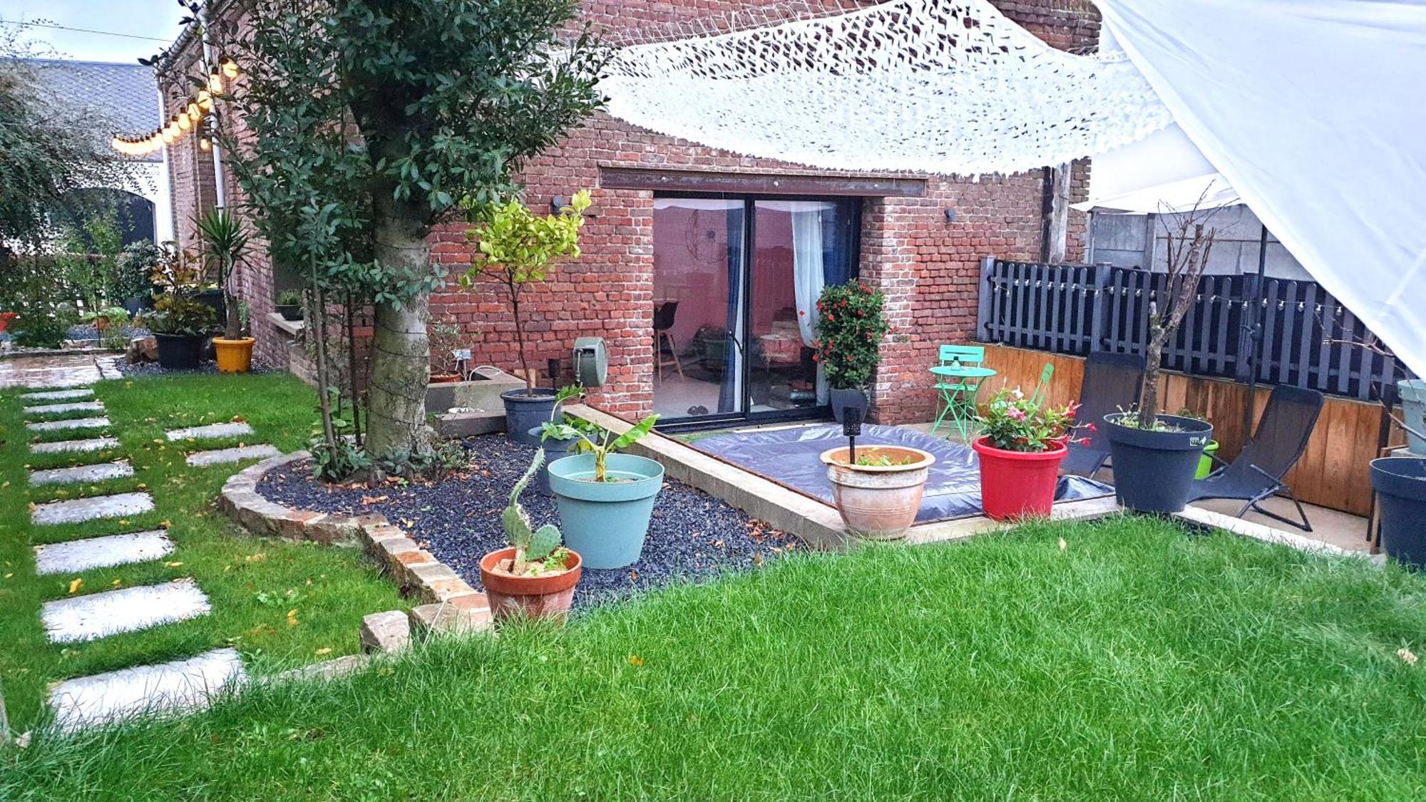 Gary Suite - Studio Cosy, Spa Et Jardin Privatif A 4 Min De Cambrai Awoingt Exteriör bild